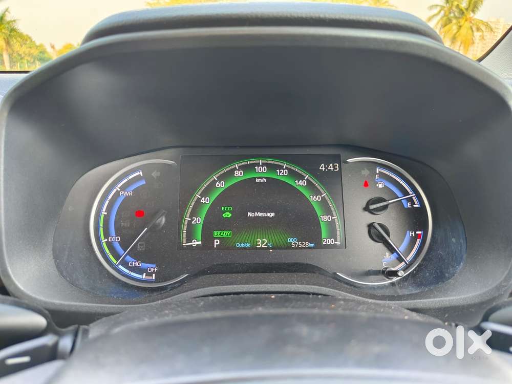 Toyota Innova Hycross 2.0 Vx Hybrid 7 Str, 2024, Petrol