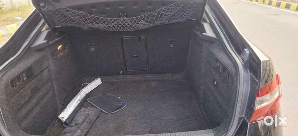 Skoda Superb 2016 Petrol Well Maintained