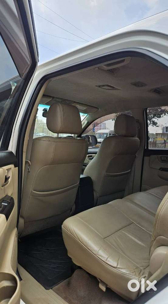 Toyota Fortuner 2011-2016 4x2 Manual, 2015, Diesel