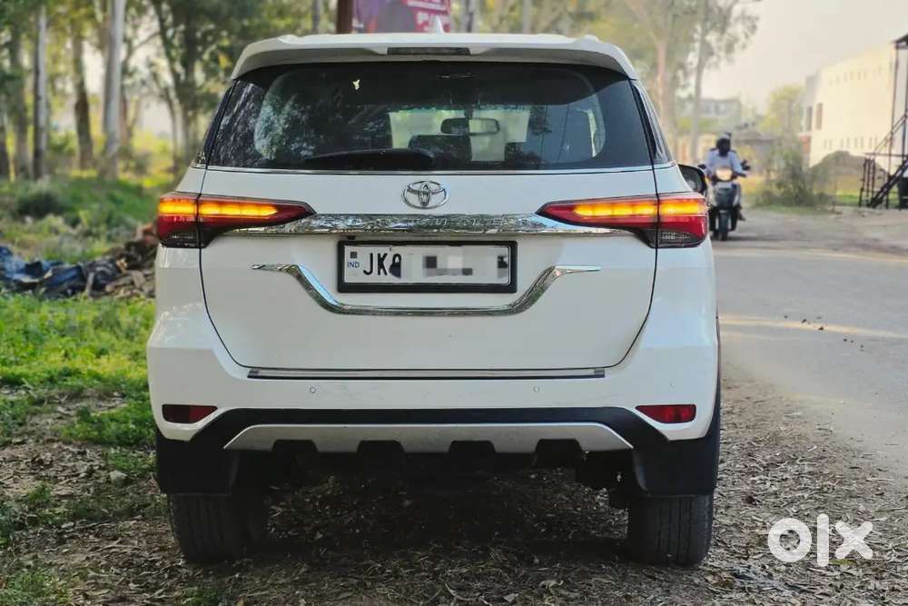 Toyota Fortuner 2022 Diesel 38000 Km Driven