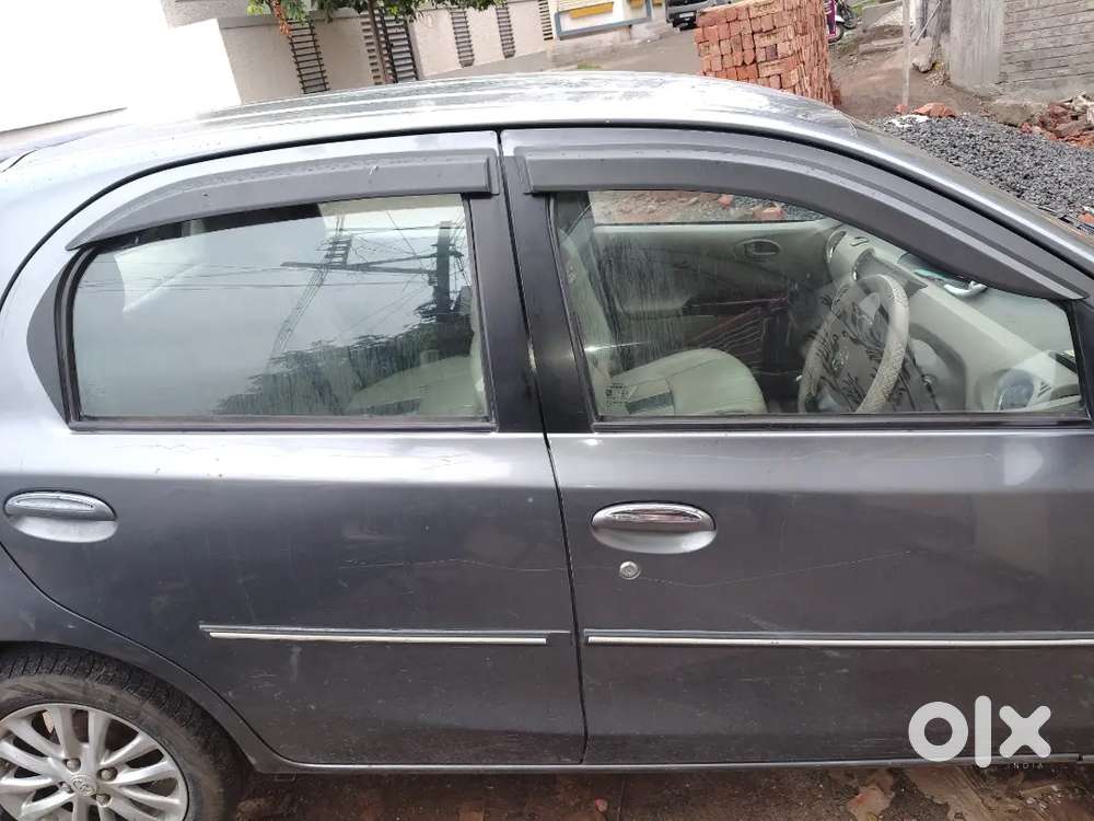 Toyota Etios Liva 2013 Petrol Manual