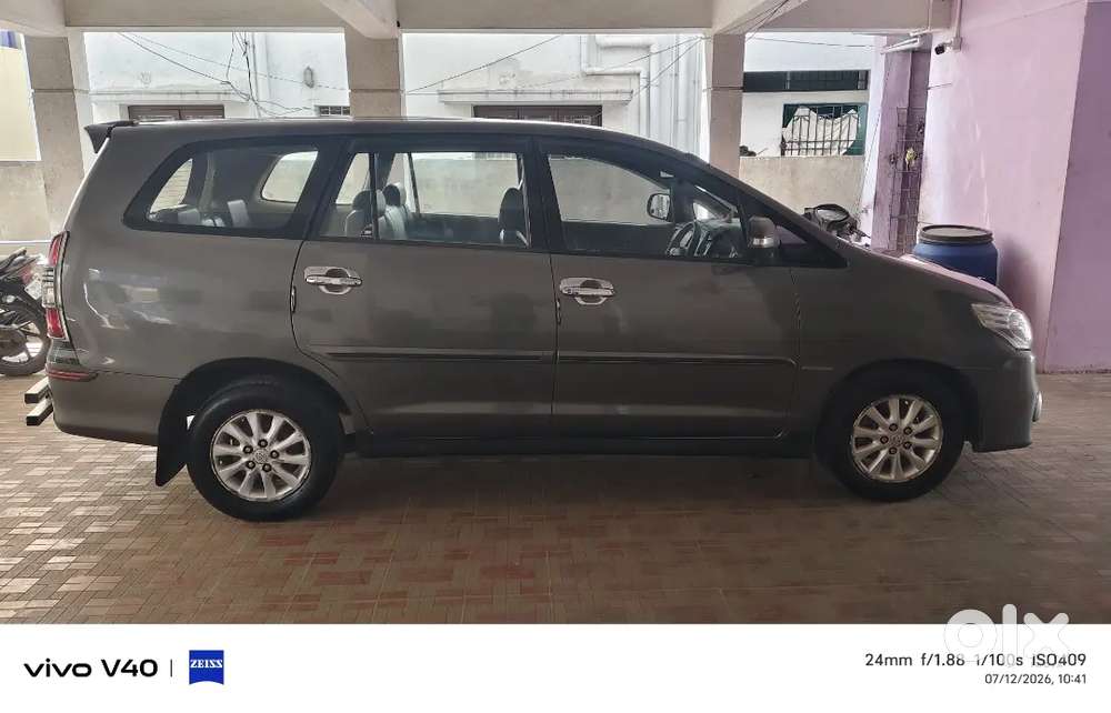 Toyota Innova Vx 2012
