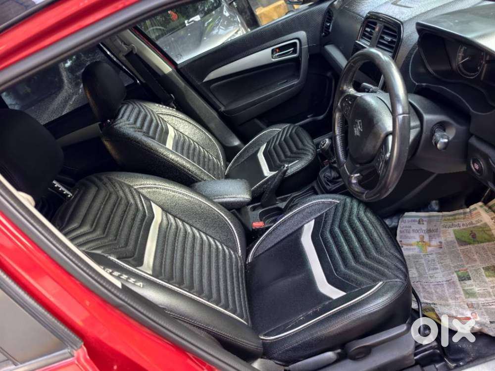 Maruti Suzuki Brezza 1.5 Zxi Smart Hybrid Dual Tone, 2021, Petrol