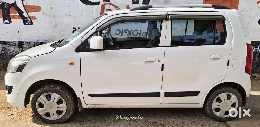 Maruti Suzuki Wagonr Vxi (oct 2018)petrol + Cng  Excellent Condition