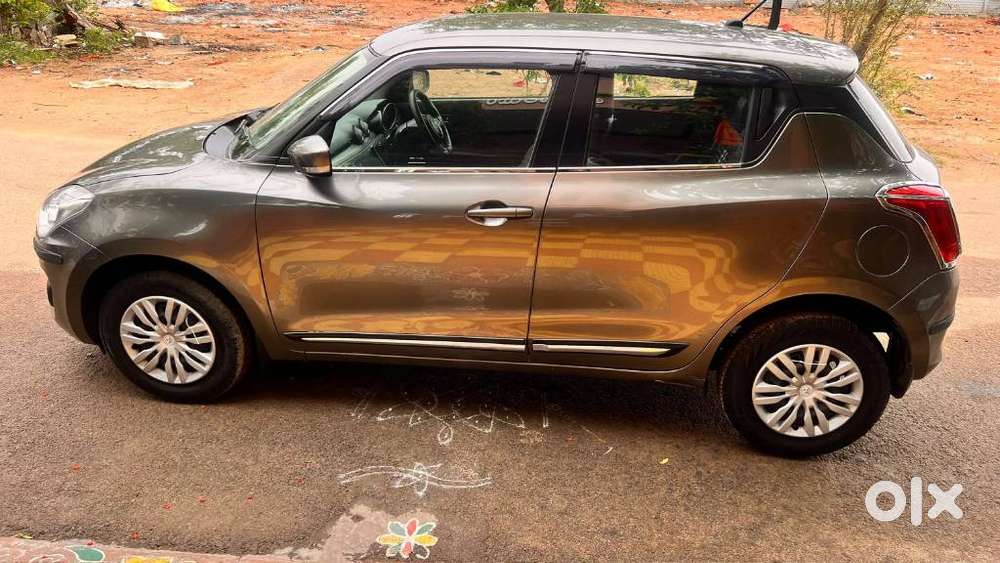 Maruti Suzuki Swift Vxi Abs Bsiv, 2023, Petrol