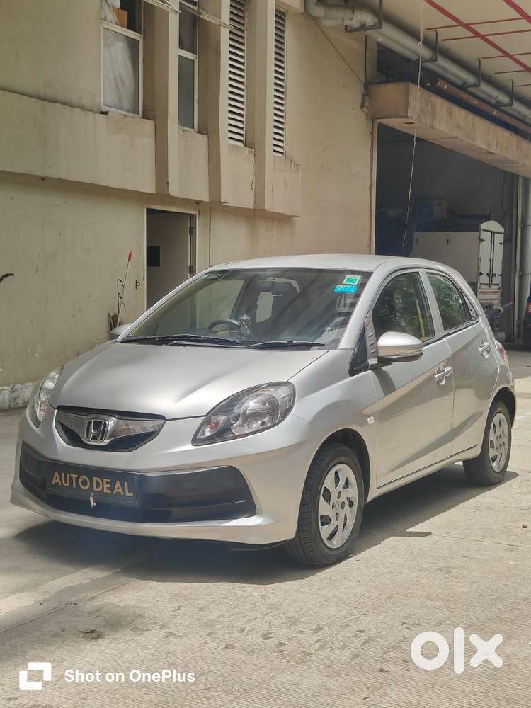 Honda Brio V Mt, 2014, Petrol