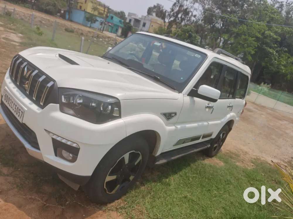 Scorpio S11 Top Model