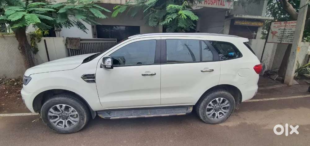 Ford Endeavour 2020