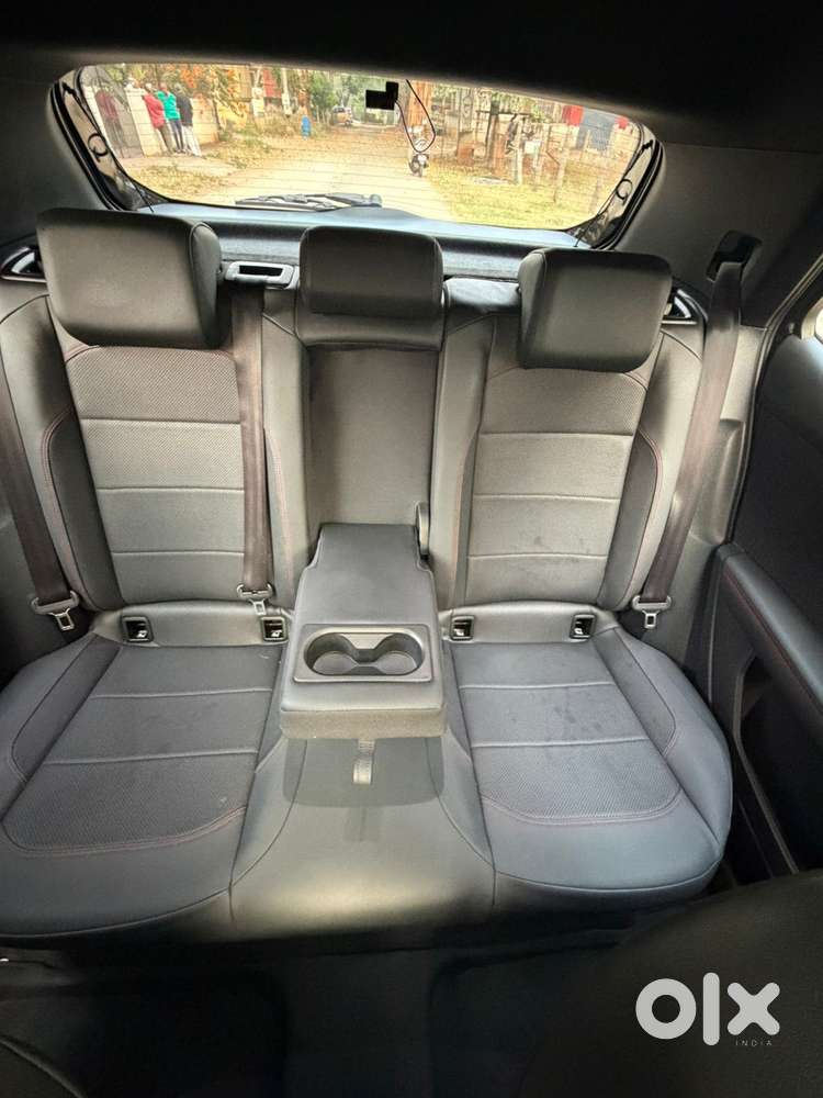 Volkswagen Taigun Sport (gt Dsg), 2024, Petrol