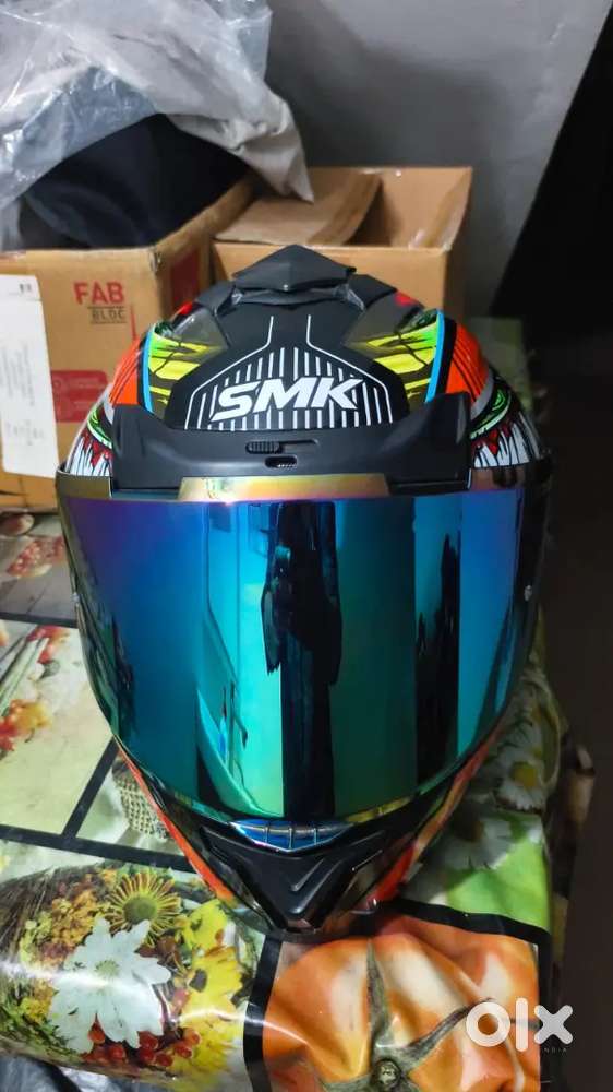 Helmet Smk brand ( New one not used)