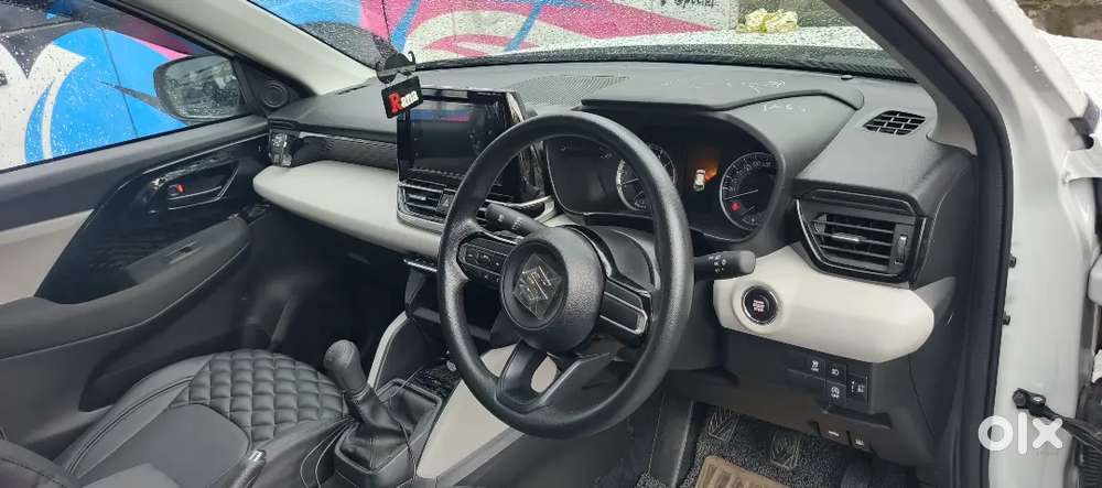 Maruti Suzuki Victoris Petrol 2026