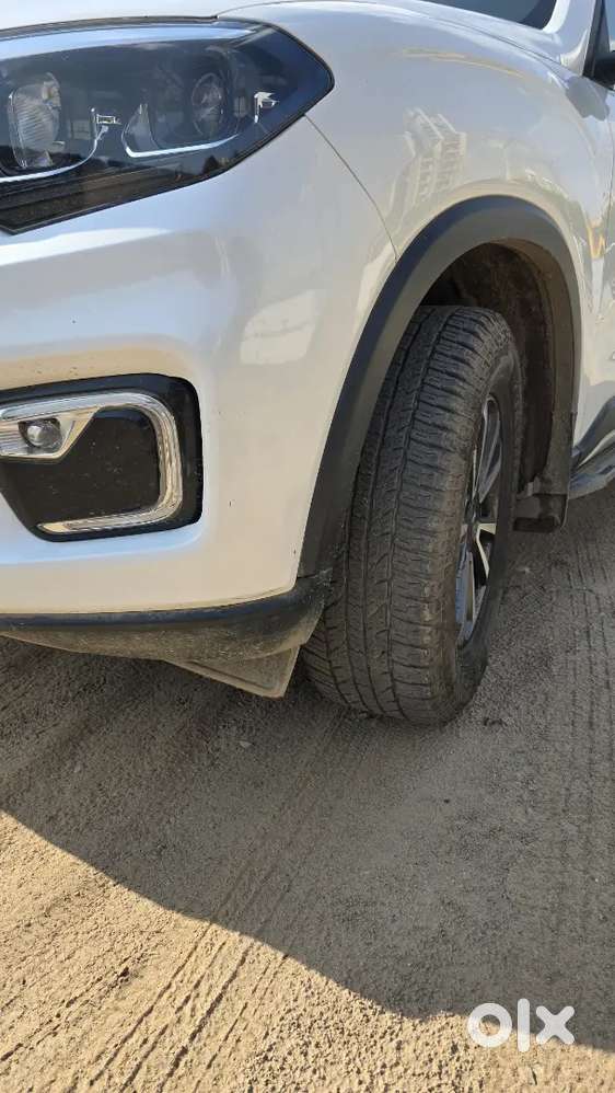 Yokohama Geolandar At Tyres 265/65 R17
