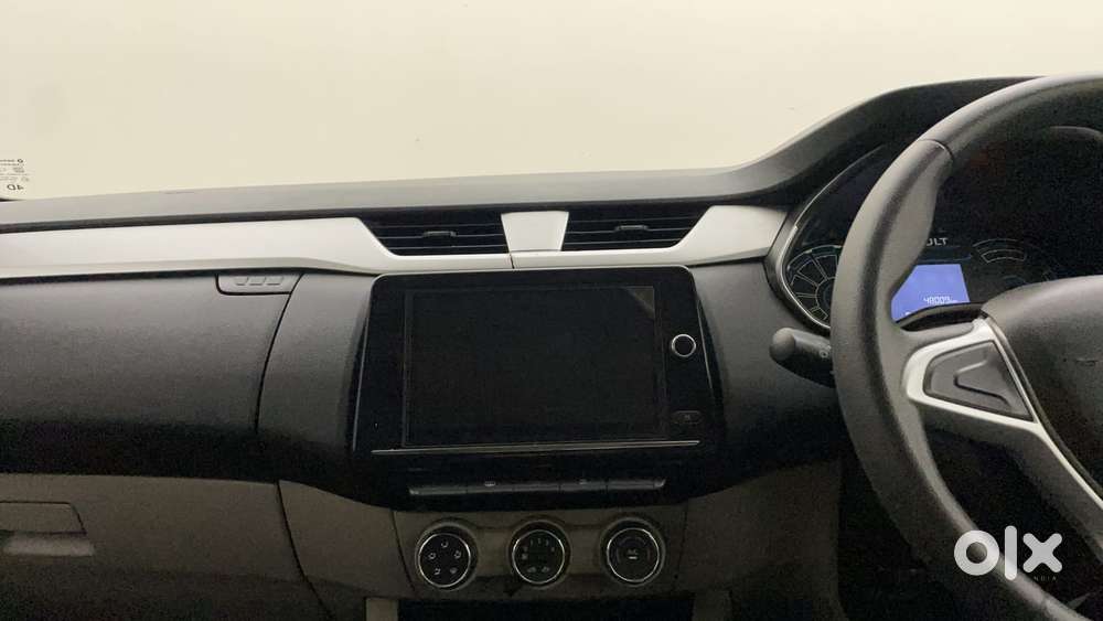 Renault Triber Rxz, 2021, Petrol