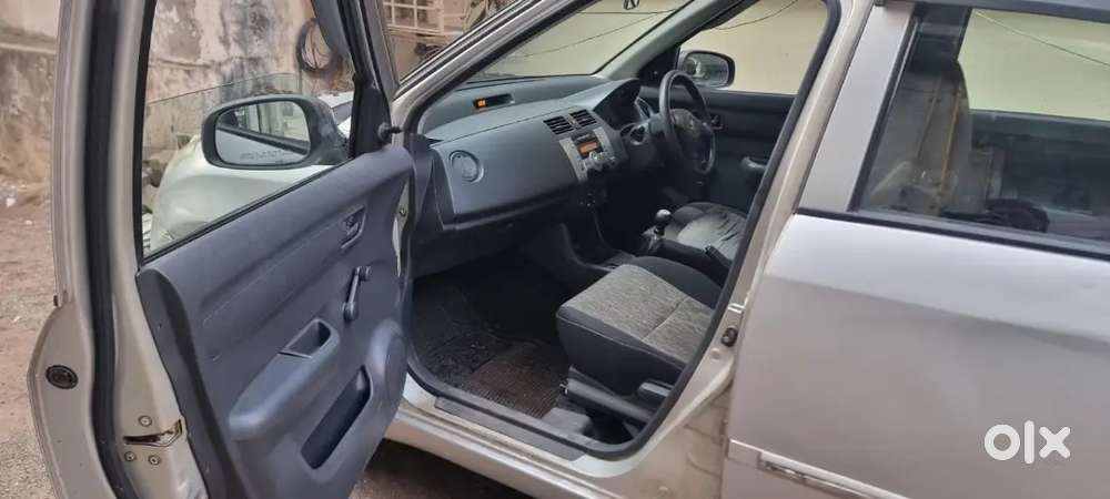 Maruti Suzuki Swift Dzire 2010 Cng & Hybrids 119600 Km Driven