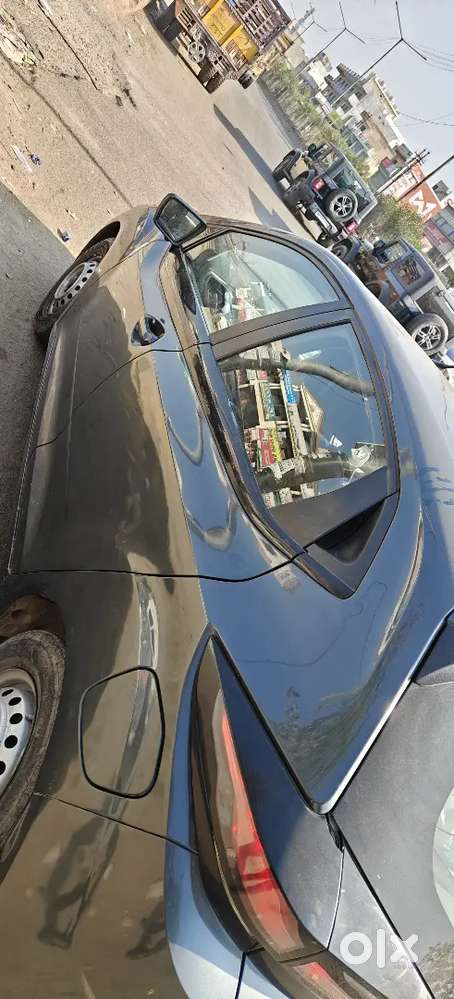 Tata Altroz 2020 Cng & Hybrids 110000 Km Driven