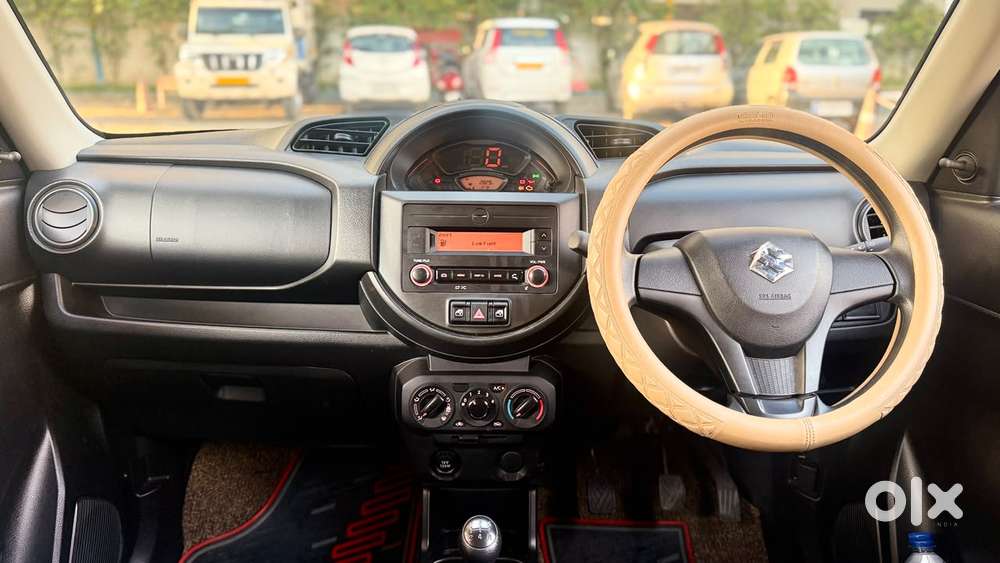 Maruti Suzuki S-presso Vxi Opt, 2023, Petrol