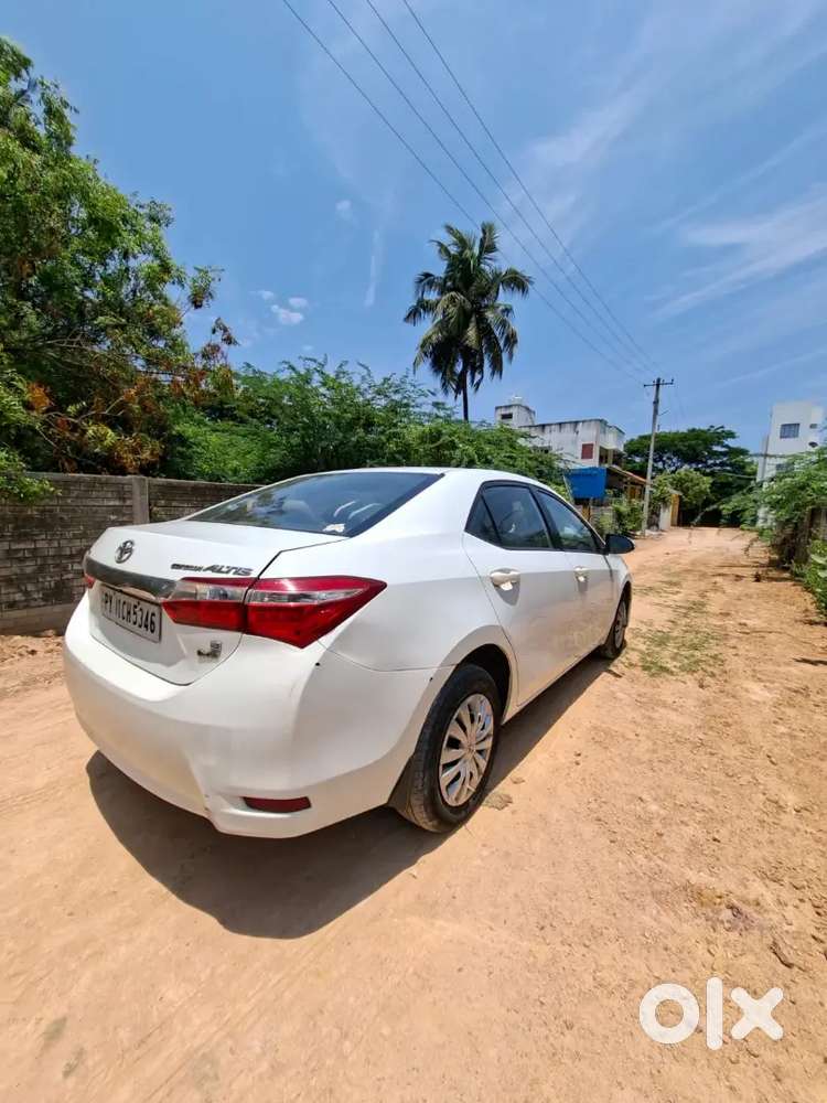 Toyota Corolla Altis 2015