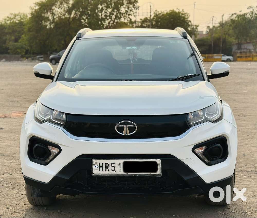 Tata Nexon 1.2 Revotron Xm (s), 2023, Diesel