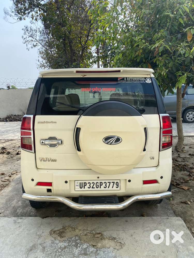 Mahindra Tuv 300 2015 Diesel Well Maintained