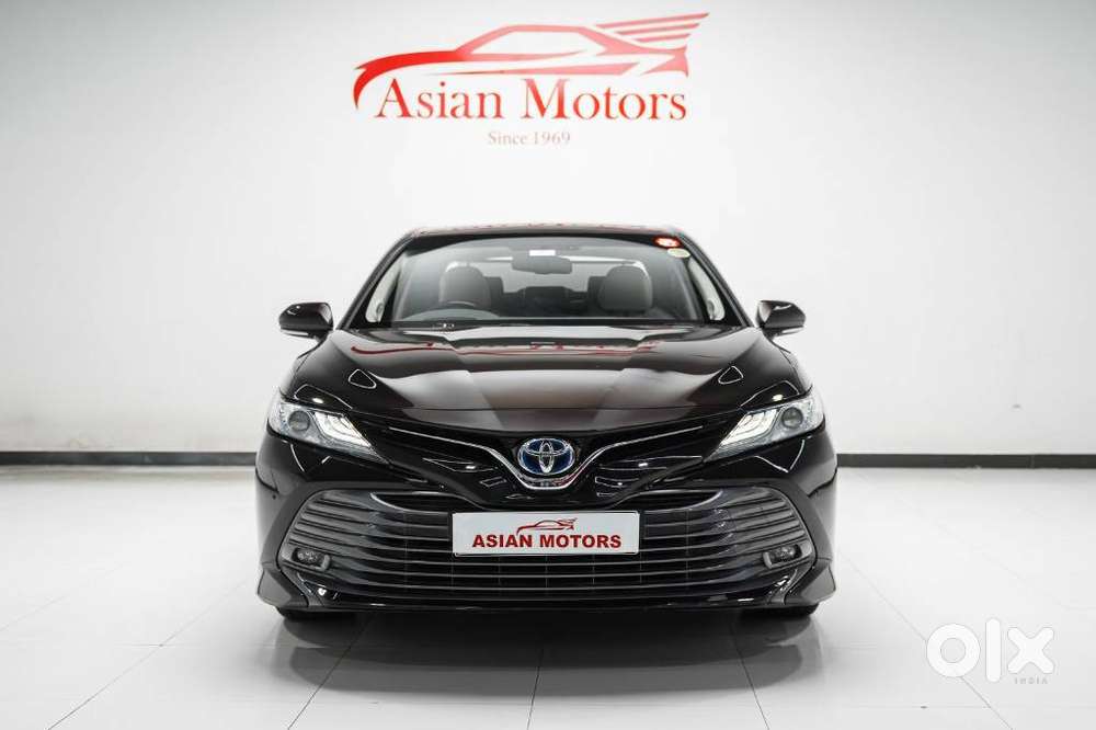 Toyota Camry Hybrid, 2019, Petrol