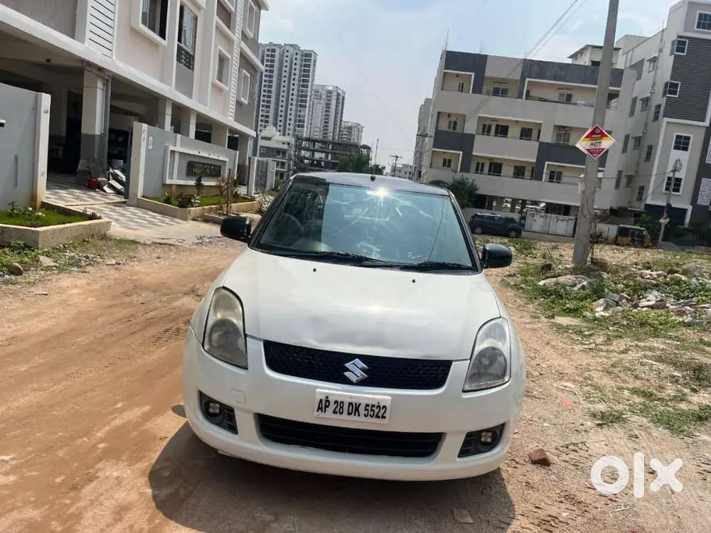 Maruti Suzuki Swift 2011 Diesel 117000 Km Driven