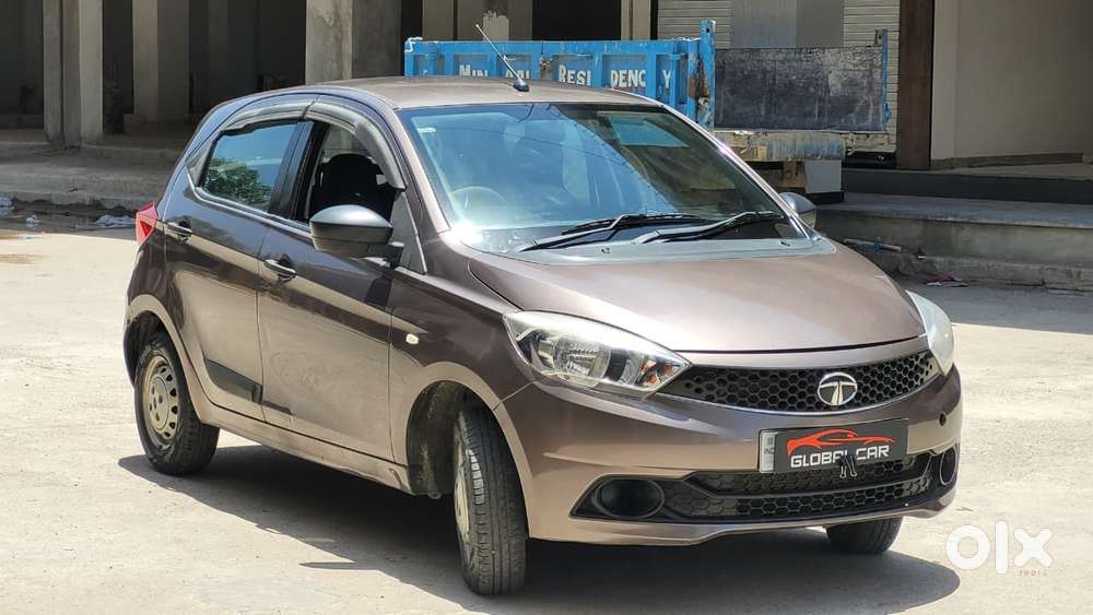 Tata Tiago, 2016, Petrol