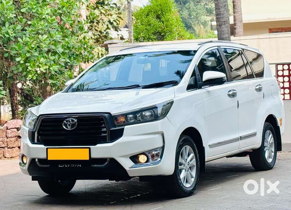 Toyota Innova Crysta 2.4 G Mt 7 Str, 2018, Petrol
