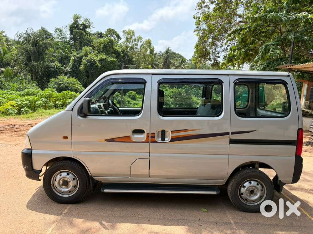 2022 Maruti Eeco 5 Str