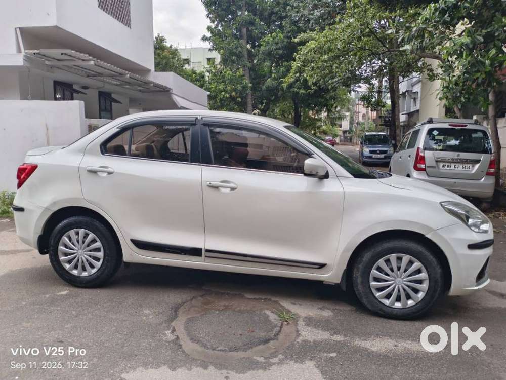 Maruti Suzuki Swift Dzire Vxi Optional, 2021, Petrol