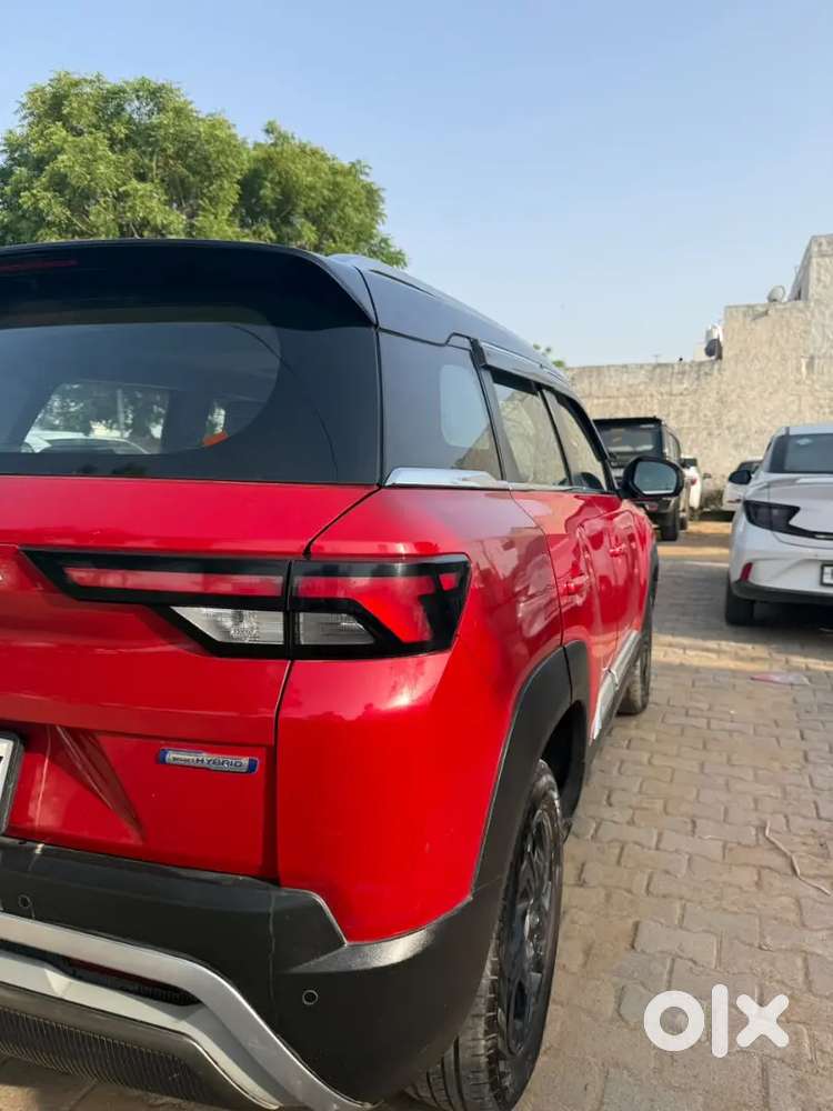 Brezza Zxi Dual Tone Smart Hybrid