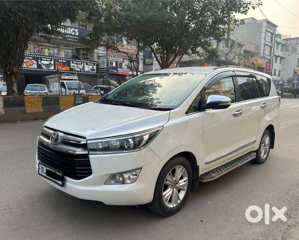 Toyota Innova Crysta