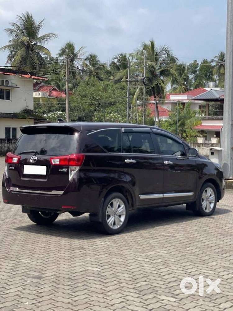 Toyota Innova Crysta 2.8 Z, 2017, Diesel