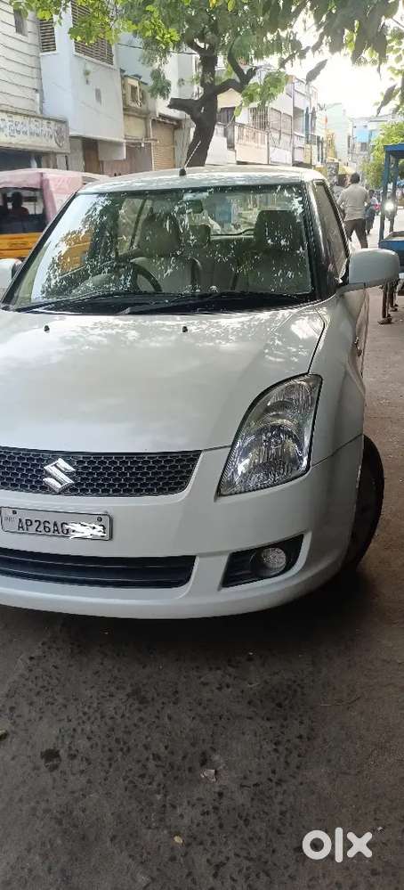 Maruti Suzuki Swift 2010 Diesel 137000 Km Driven