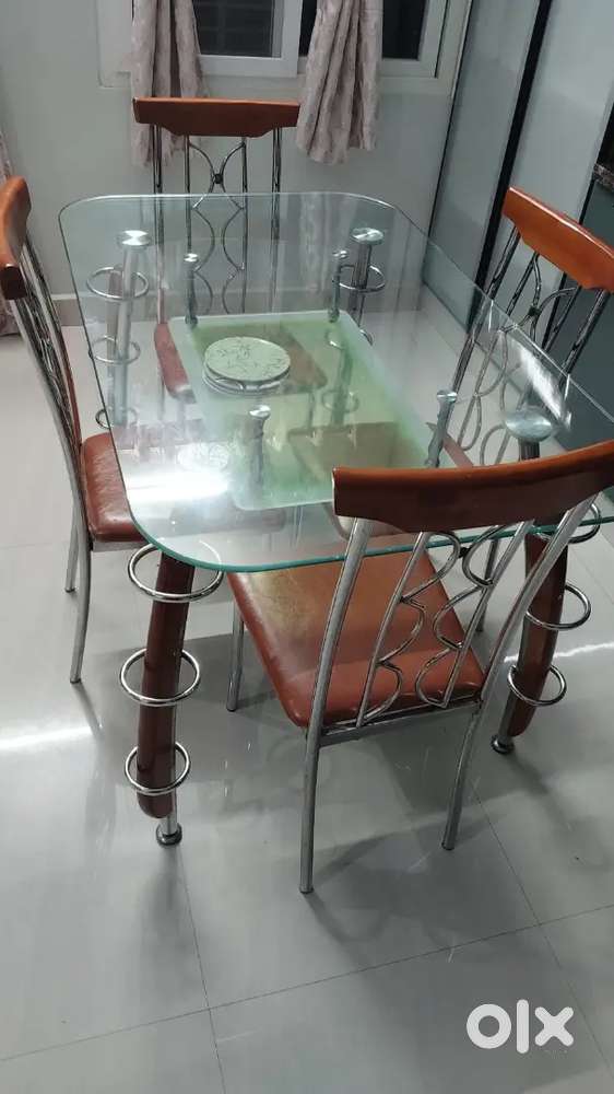 Dinning table