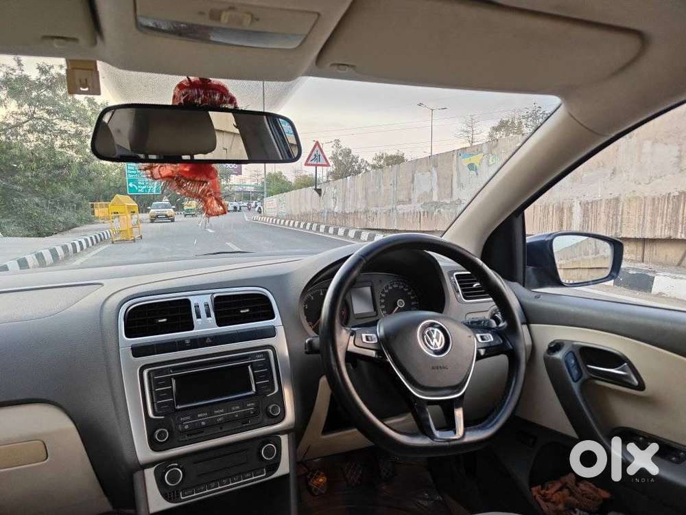 Volkswagen Vento 1.6 Highline Plus 16 Alloy, 2015, Petrol
