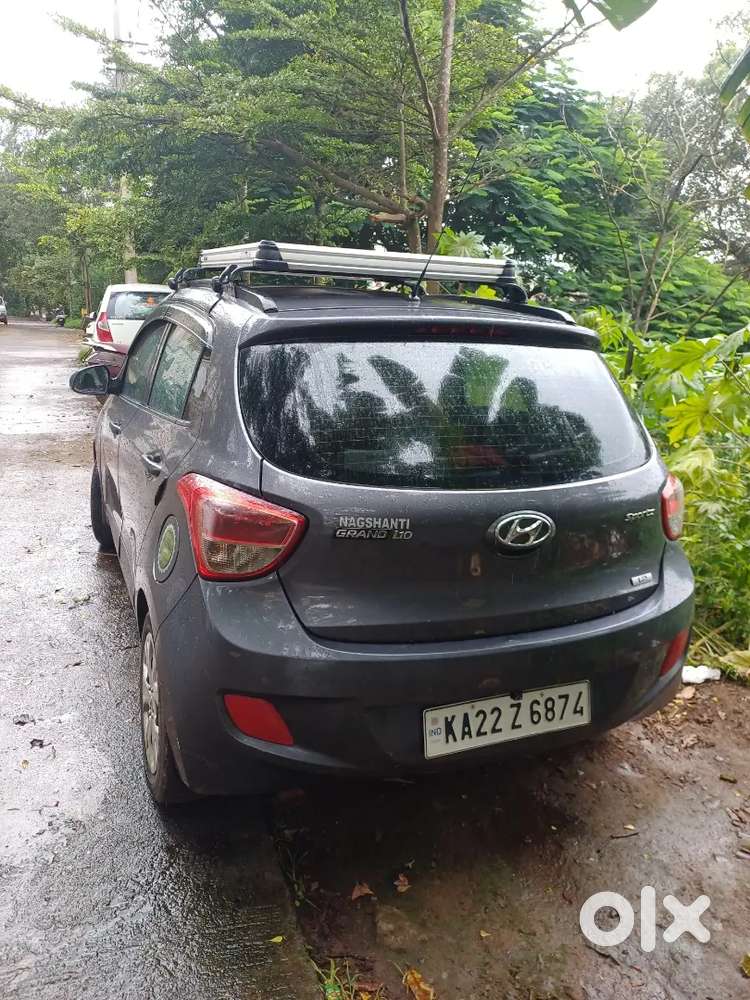 Hyundai Grand I10 2015 Variant Sportz Cng+petrol