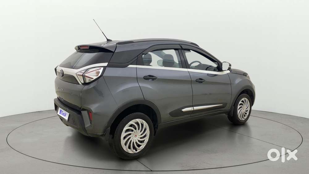 Tata Nexon 1.2 Revotron Xm (s), 2022, Petrol