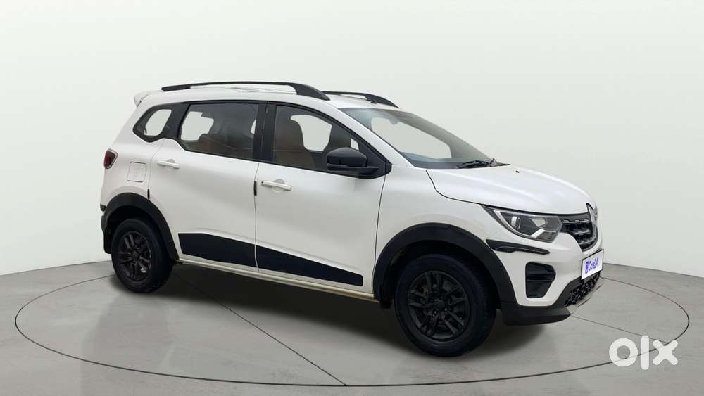 Renault Triber Rxt, 2023, Petrol
