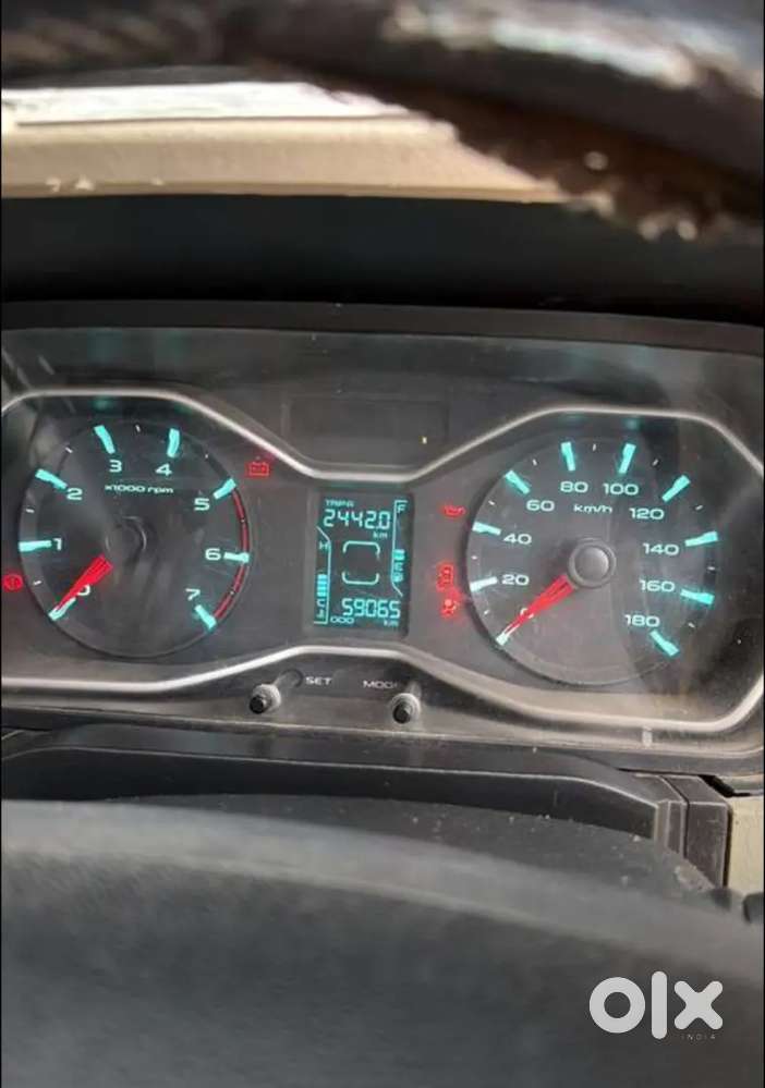 Mahindra Scorpio 2.2 Classic 2023