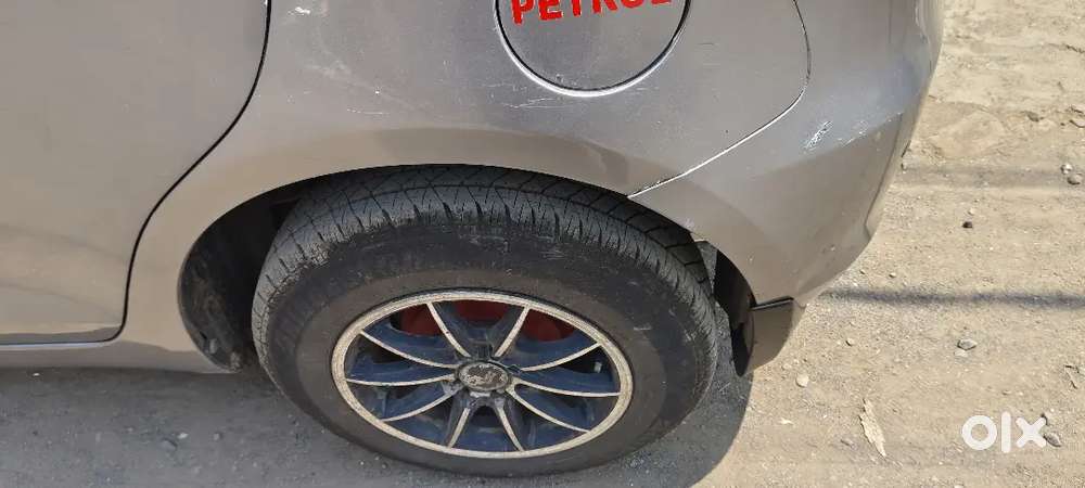 Maruti Suzuki Swift 2012 Petrol Well Maintained