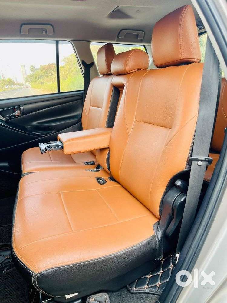 Toyota Innova Crysta 2.8 Gx At 8s, 2019, Diesel