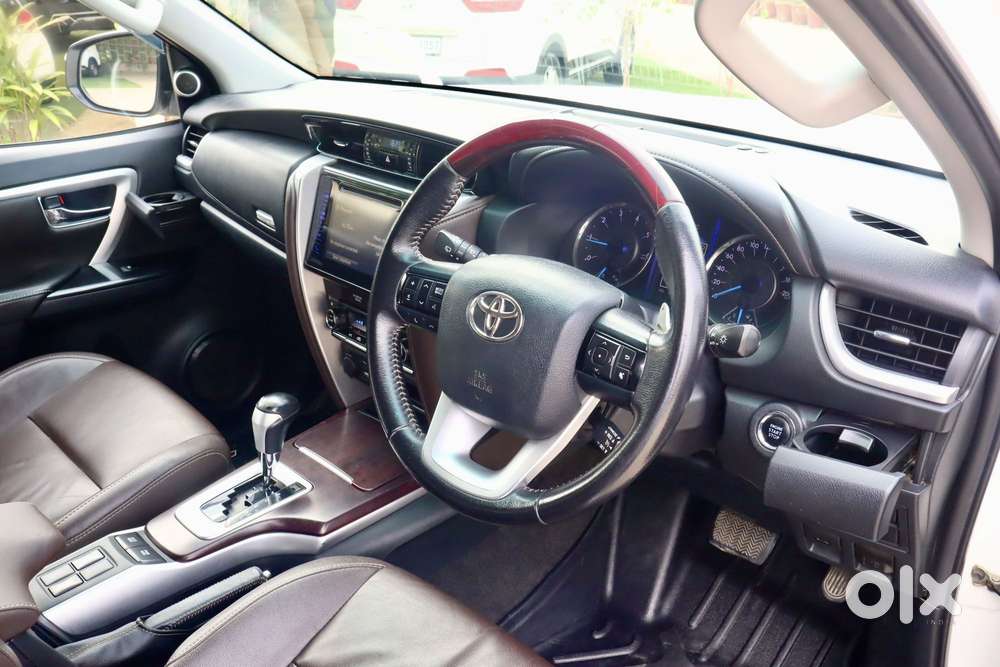 Toyota Fortuner 4x2 At 2.8 Diesel, 2019, Diesel