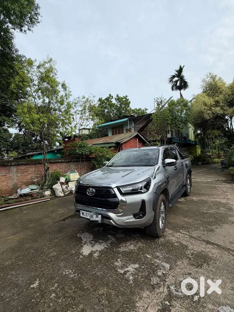 Toyota Hilux 2.8 High 2023