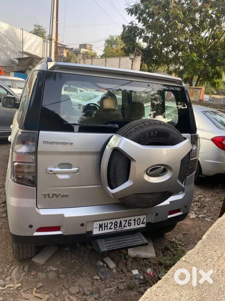 Good Maintened: Mahindra Tuv 300 2019 Diesel