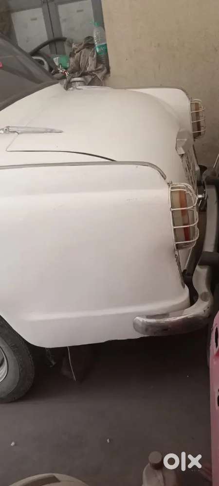 Ambassador Ambassador 1998 Diesel 50000 Km Driven