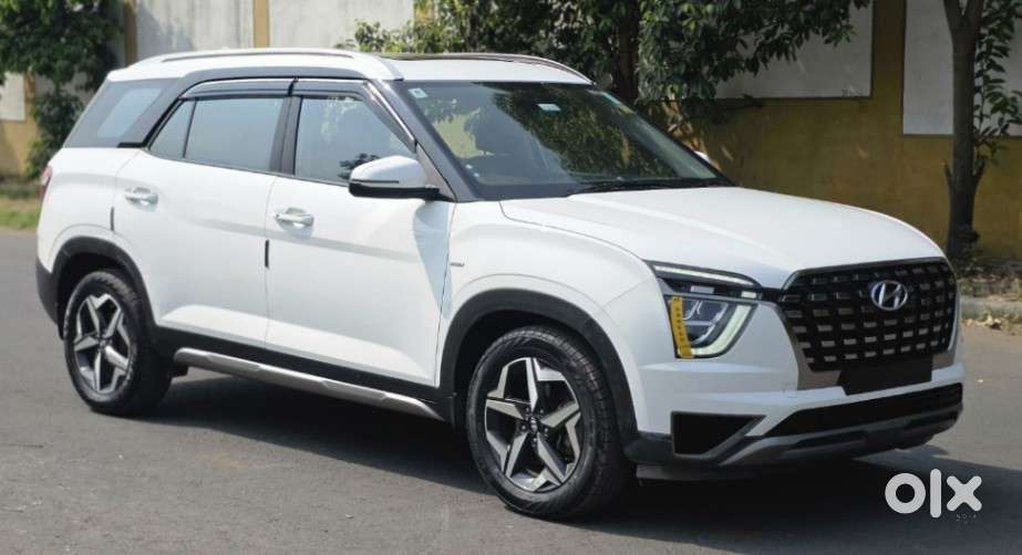 Hyundai Alcazar Signature (o) 7 Seater 1.5 Diesel At Adventure Dual ..