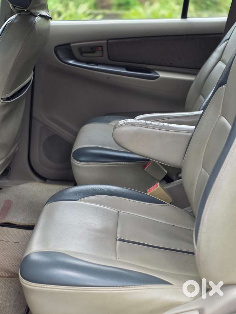 Toyota Innova, 2009, Diesel