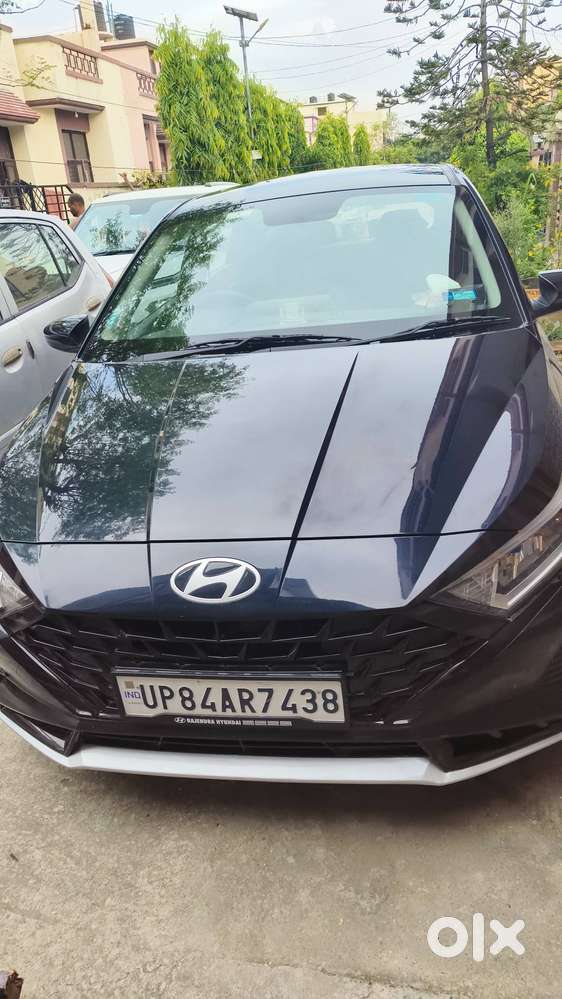 I20 Asta With Sunroof