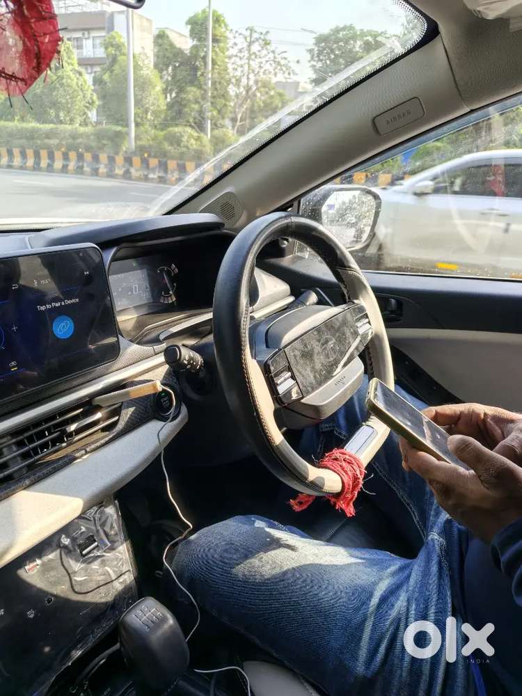 Tata Nexon 2025 Petrol Well Maintained