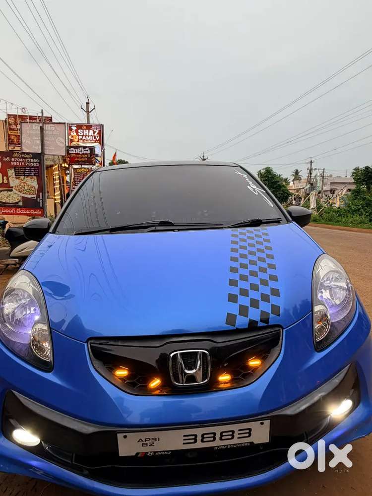 Honda Brio Mt 2012